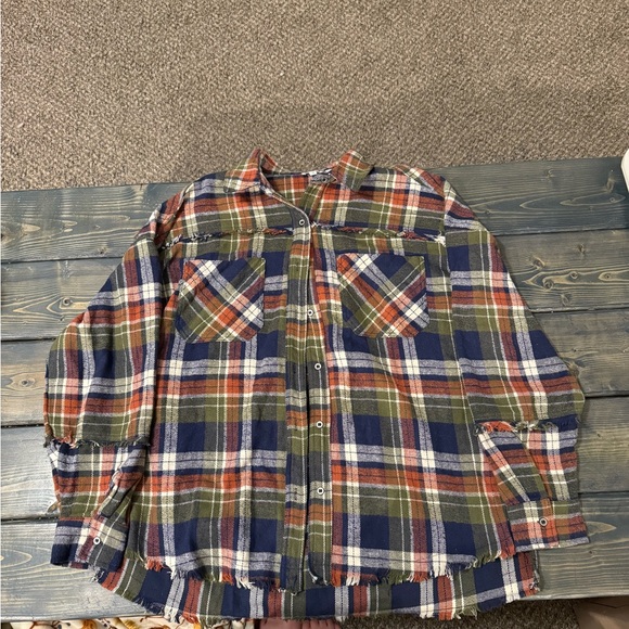 Buckle BKE Women’s Size L Flannel New! - Picture 1 of 3